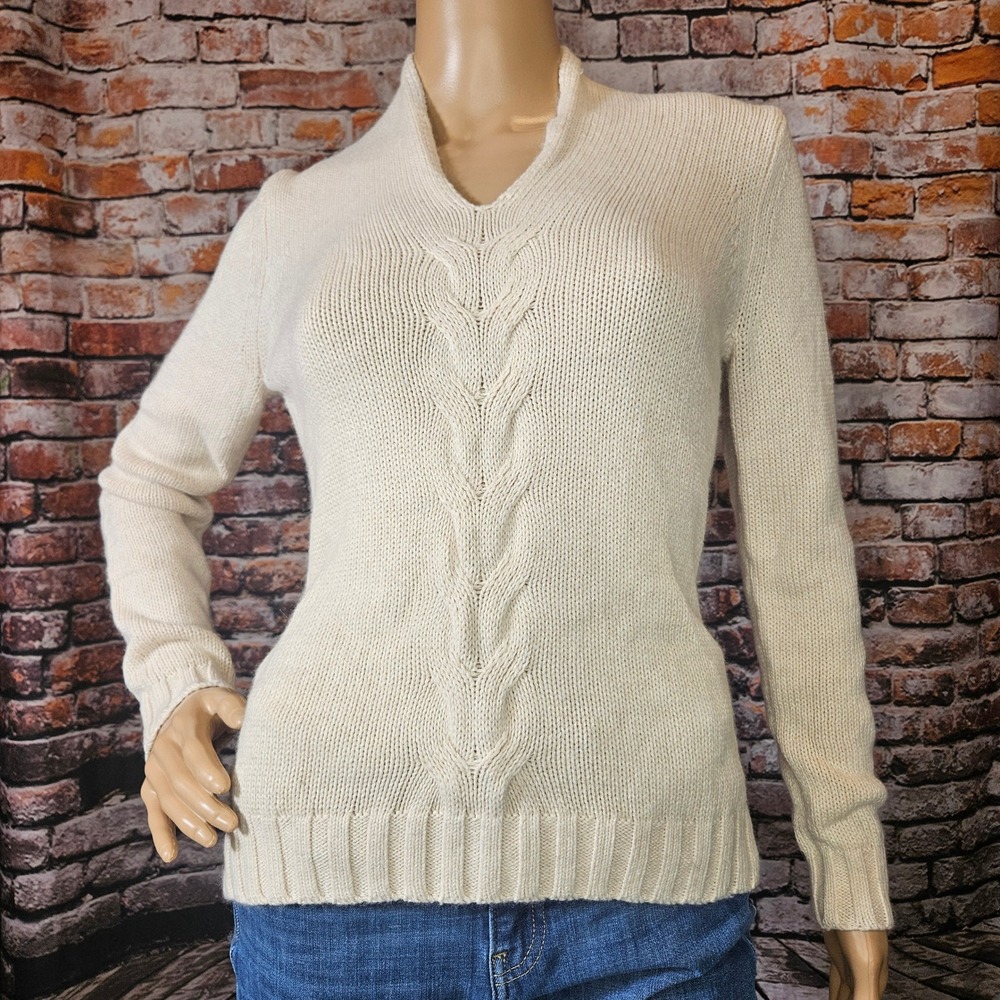 Banana Republic Petite Medium Cream Cable Knit Angora Blend V-Neck Sweater HOL10
